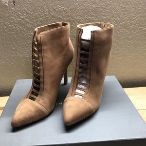 Cynthia Vincent booties
